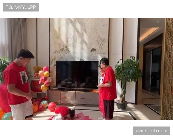 王楠退役后这生活也太爽了吧，天天晒娃喝咖啡，谁还记得她当年拼到指甲翻裂的样子